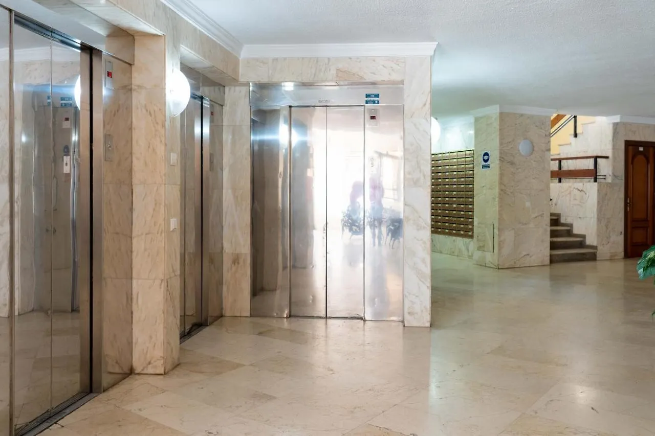 Apartamento Benalmadena Puerto Marina Apartment 0*,  Spain