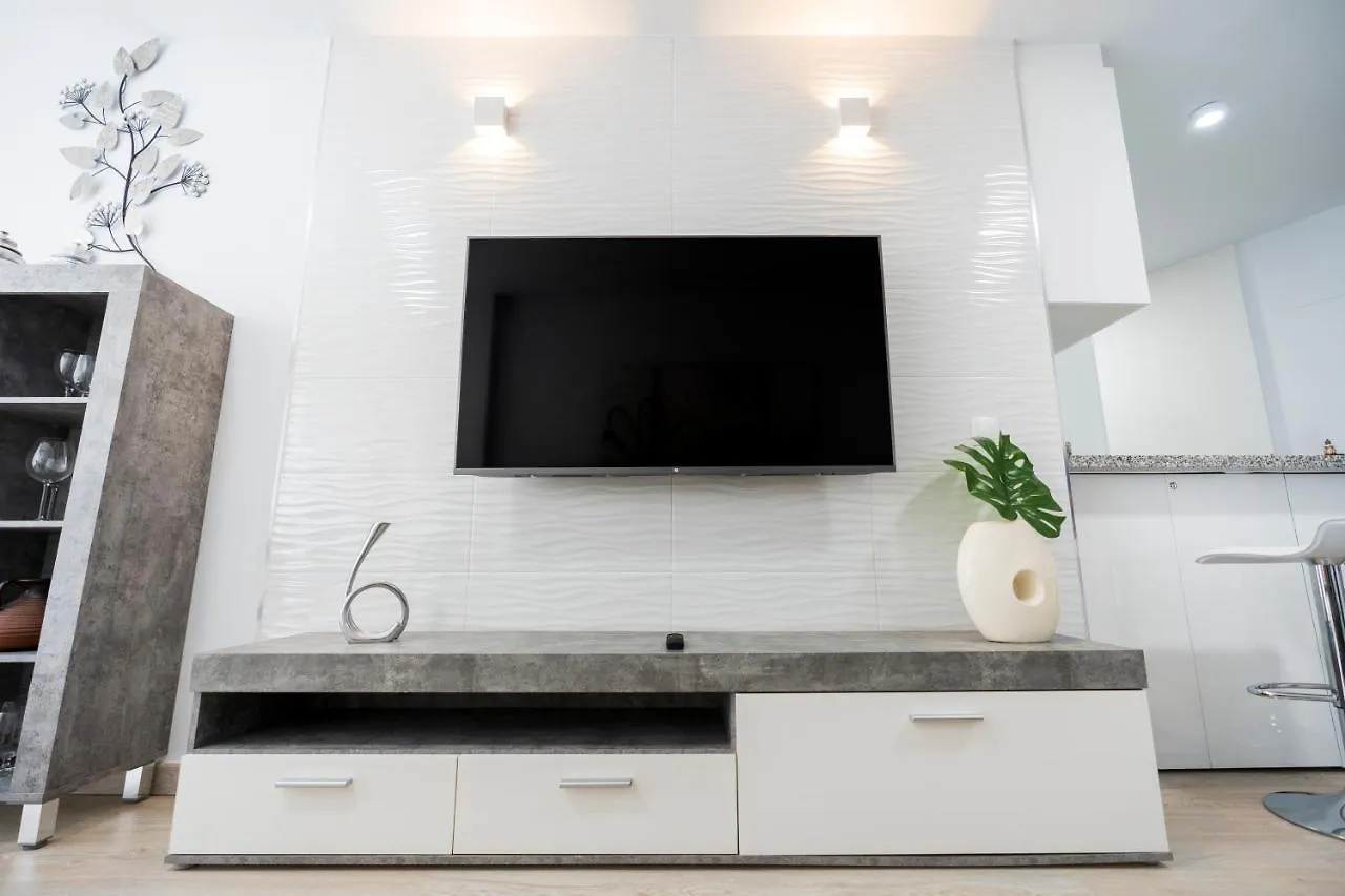 Apartamento Benalmadena Puerto Marina Apartment 0*,  Spain