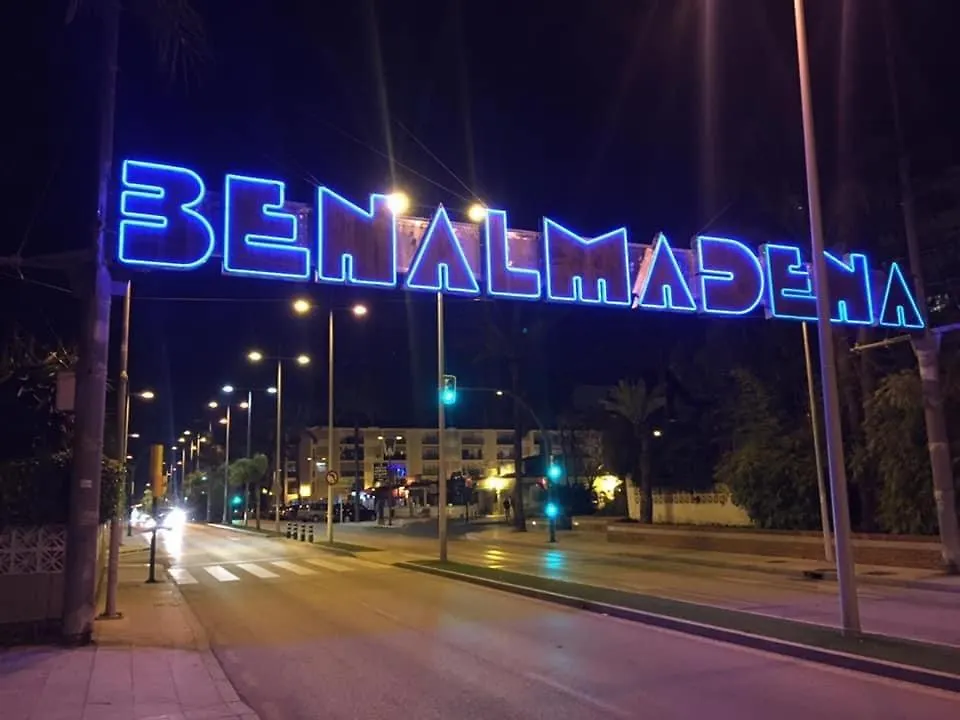 Apartamento Benalmadena Puerto Marina Apartment